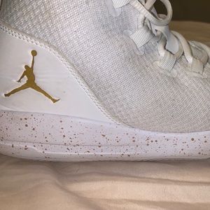 Jordan Reveal Casual Shoes